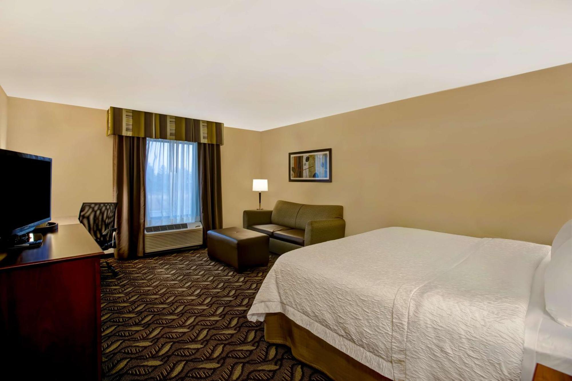 Hampton Inn Dekalb - Near The University Ngoại thất bức ảnh