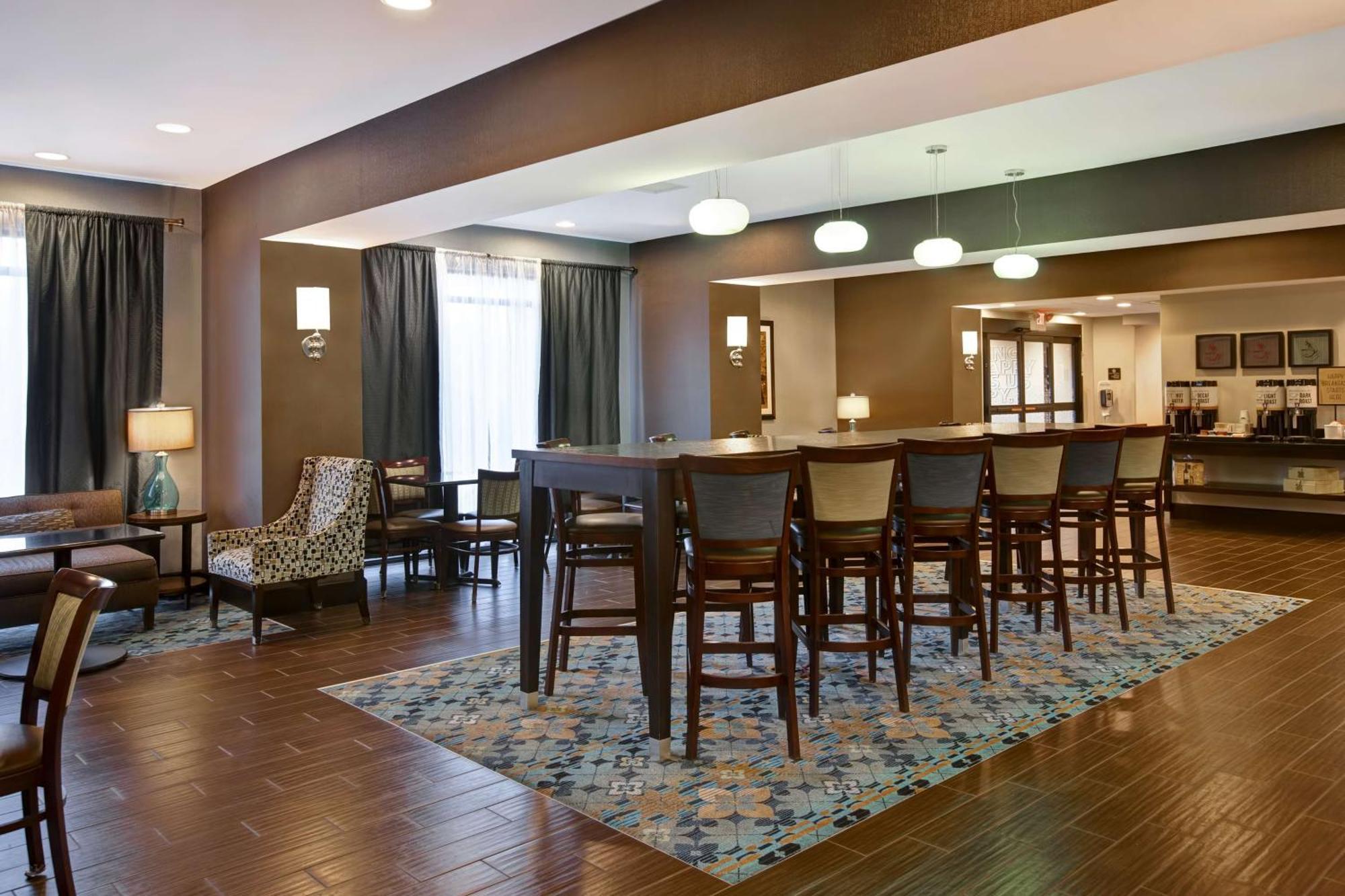 Hampton Inn Dekalb - Near The University Ngoại thất bức ảnh