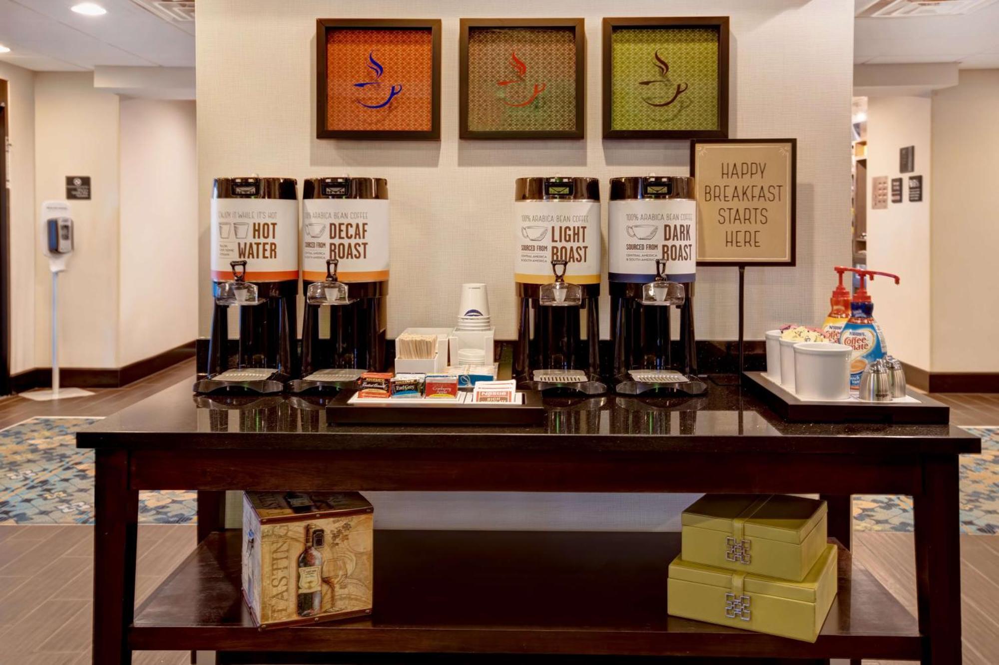 Hampton Inn Dekalb - Near The University Ngoại thất bức ảnh