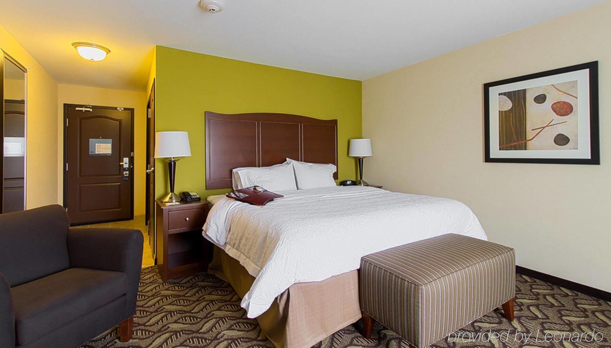 Hampton Inn Dekalb - Near The University Ngoại thất bức ảnh