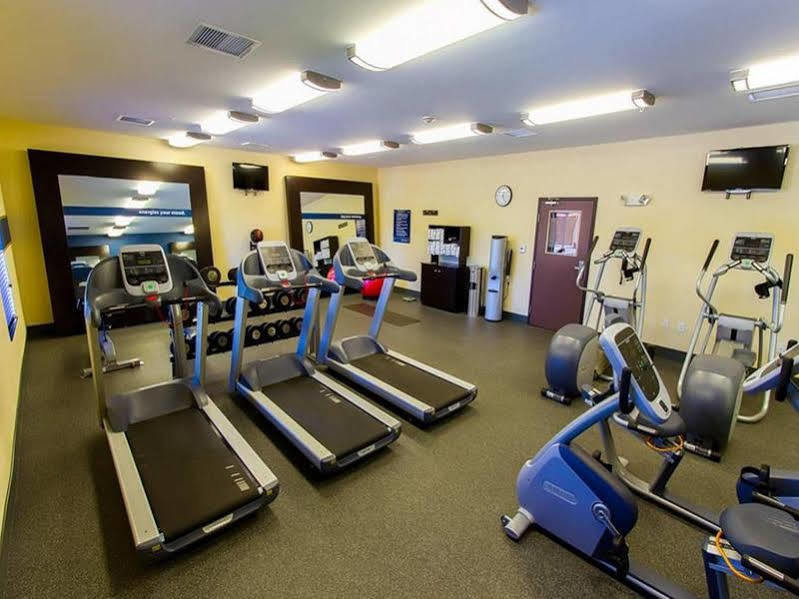 Hampton Inn Dekalb - Near The University Ngoại thất bức ảnh